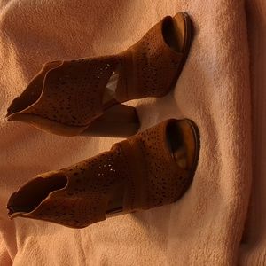 Open Toed Short Boot